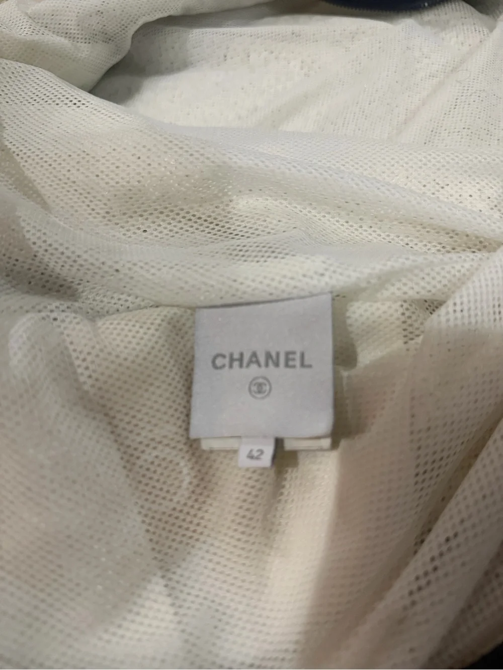 CHANEL 08C Sports White Sequin Track Jacket Black Trim Size FR 42 Vintage
